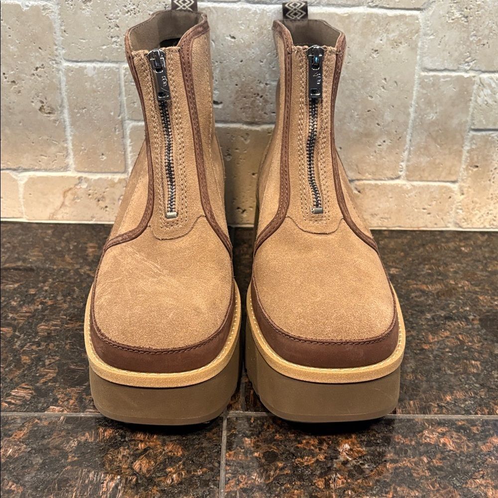 NWT Ugg Women's Cityfunc Zip Boots - Picture 4 of 7